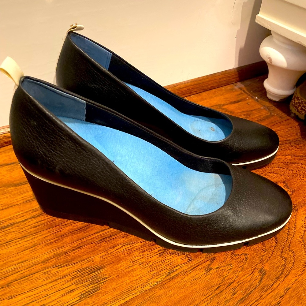 Betabrand Wedges